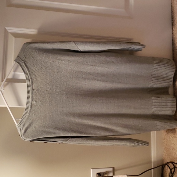 Lightweight 3/4 Length Sleeve Sweater - Picture 2 of 2